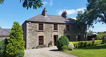 Drummeenagh Cottages